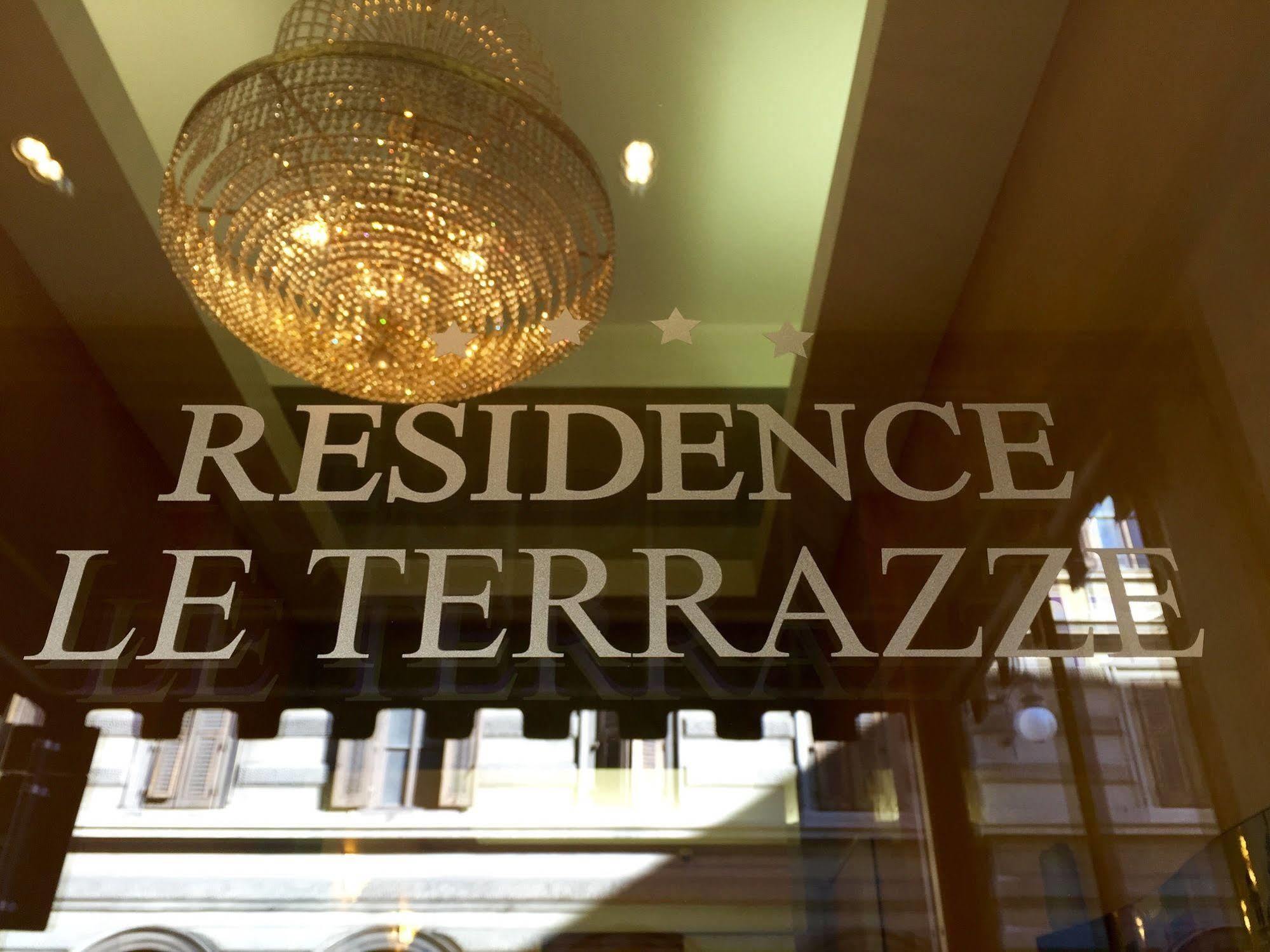 Residence Le Terrazze Triëst Buitenkant foto